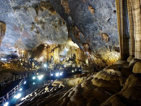 Paradise Cave – Vung Chua – Yen Island Tour