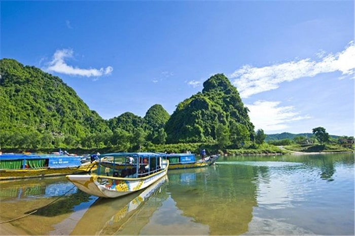 Phong Nha Cave and Paradise Cave Tour