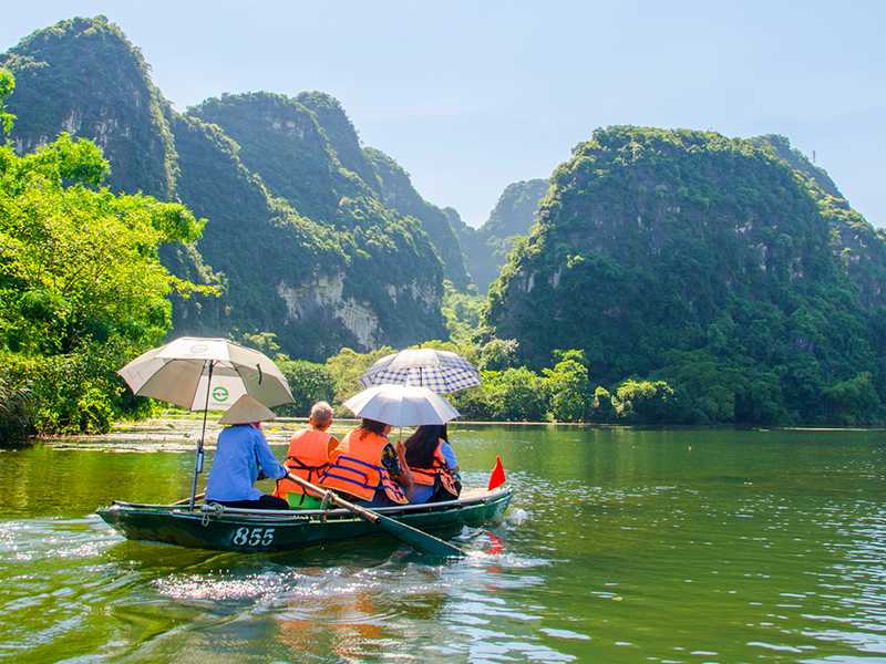 Hoa Lu - Trang An - Ninh Binh 1-Day Luxury Tour