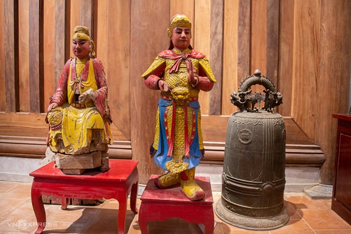 Visit Hoang Phuc Pagoda