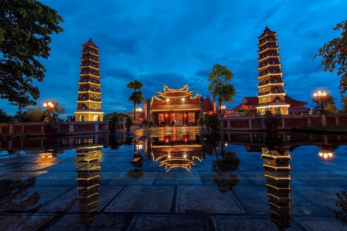 Visit Hoang Phuc Pagoda