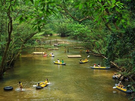 One-Day Paradise Cave and Ozo Park Exploration Tour
