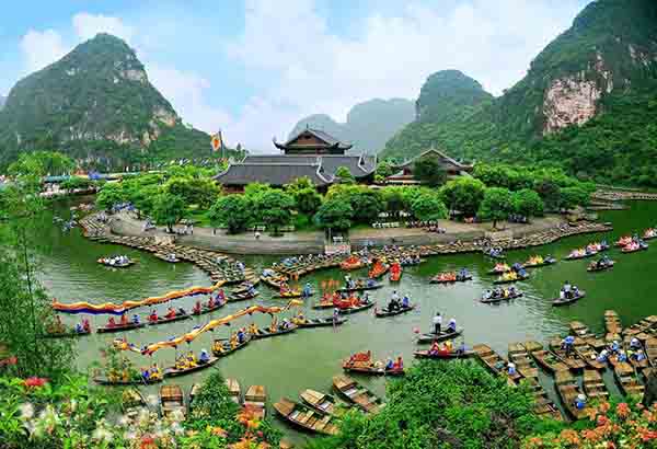 Tràng An Festival: A Mystical Celebration of Nature and Tradition